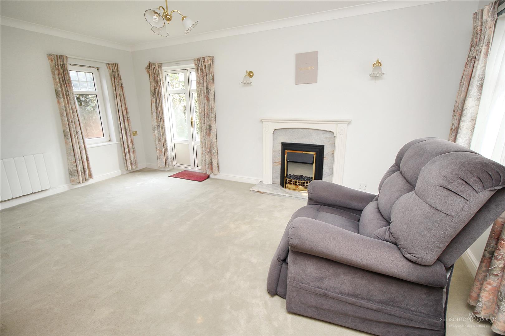 2 bed property in Park Lane, Reading